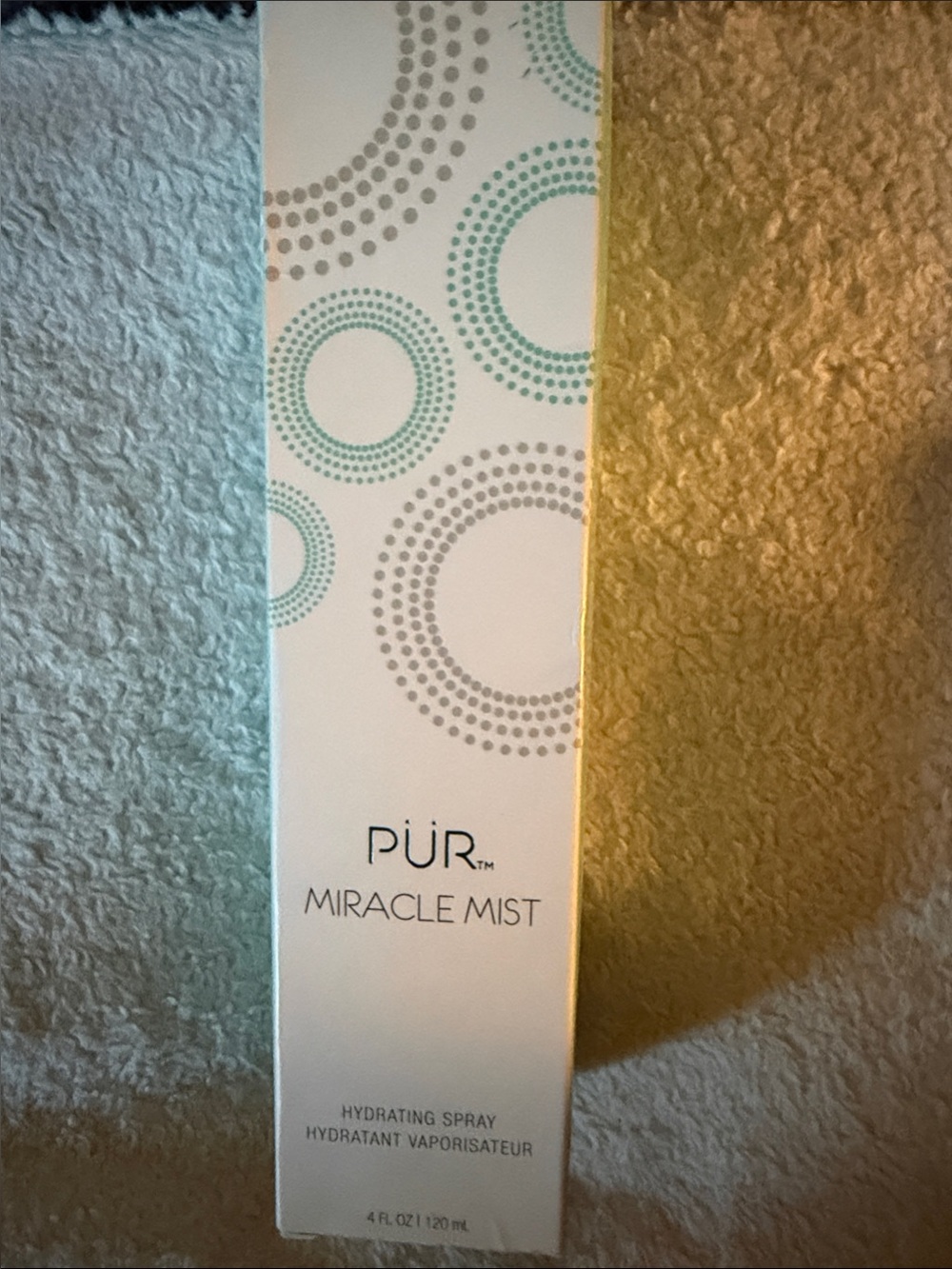 PUR Minerals Miracle Mist Hydrating Spray - White with Teal Accents